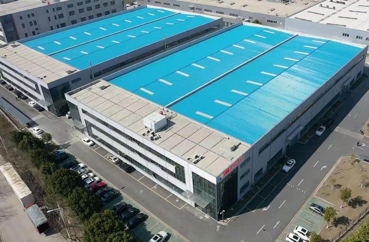 何毓鑫,公司经营范围包括:从事环境科技领域的技术开发